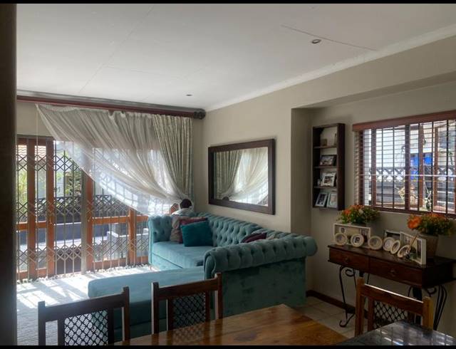 2 BEDROOM TOWNHOUSE FOR SALE IN PAULSHOF